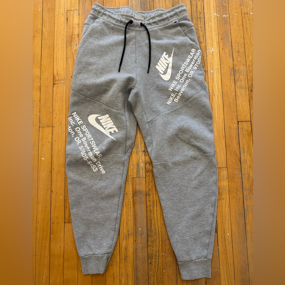 Nike Tech Fleece Jogger Pants Mens Size Small Gray